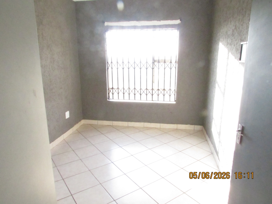 3 Bedroom Property for Sale in Dawn Park Gauteng