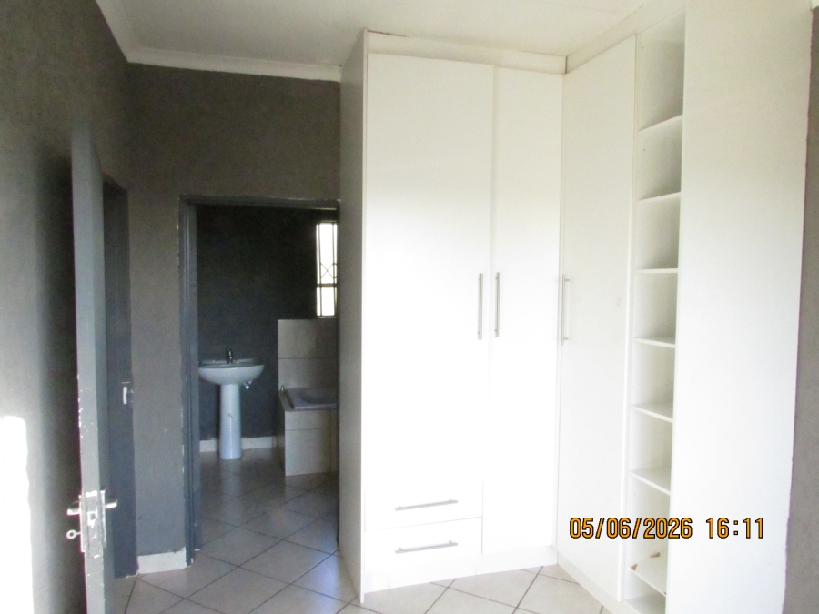 3 Bedroom Property for Sale in Dawn Park Gauteng