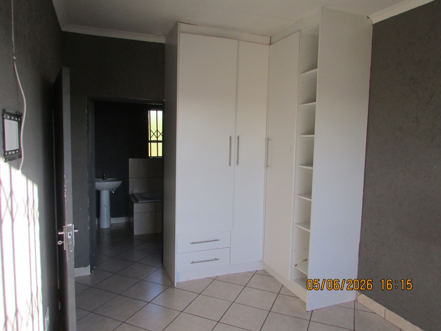 3 Bedroom Property for Sale in Dawn Park Gauteng