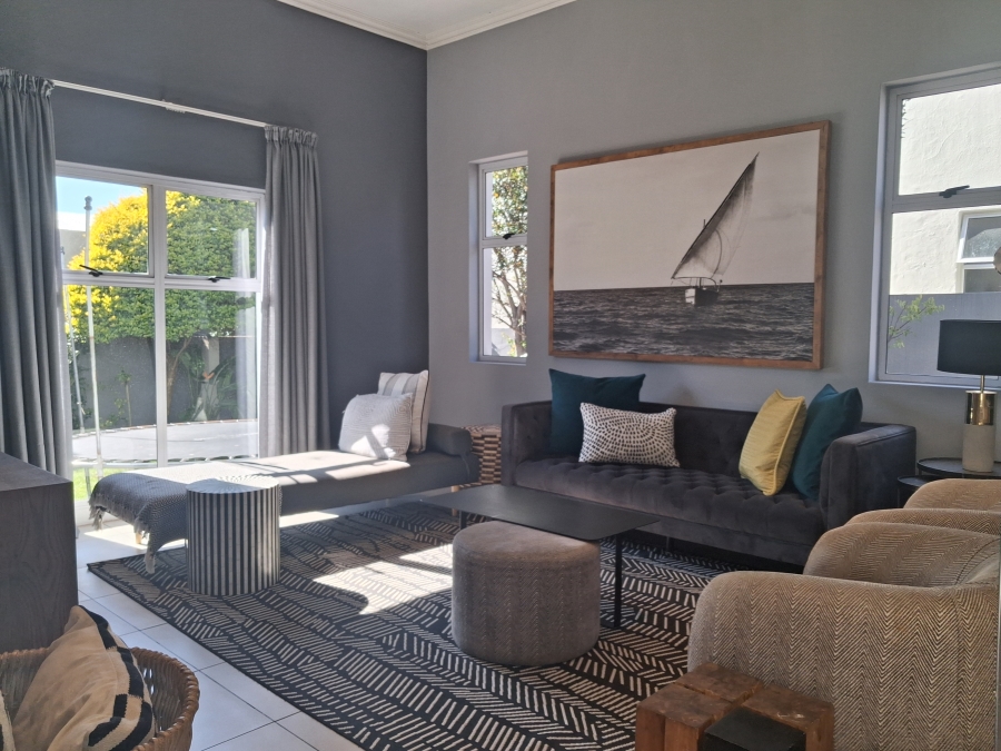 4 Bedroom Property for Sale in Greenstone Hill Gauteng