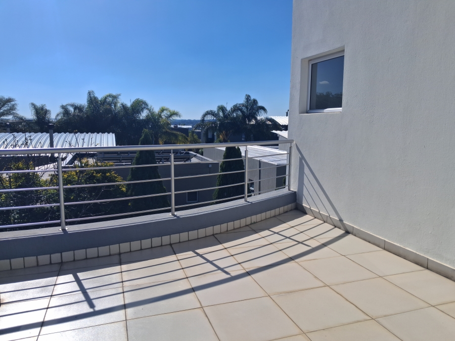 4 Bedroom Property for Sale in Greenstone Hill Gauteng
