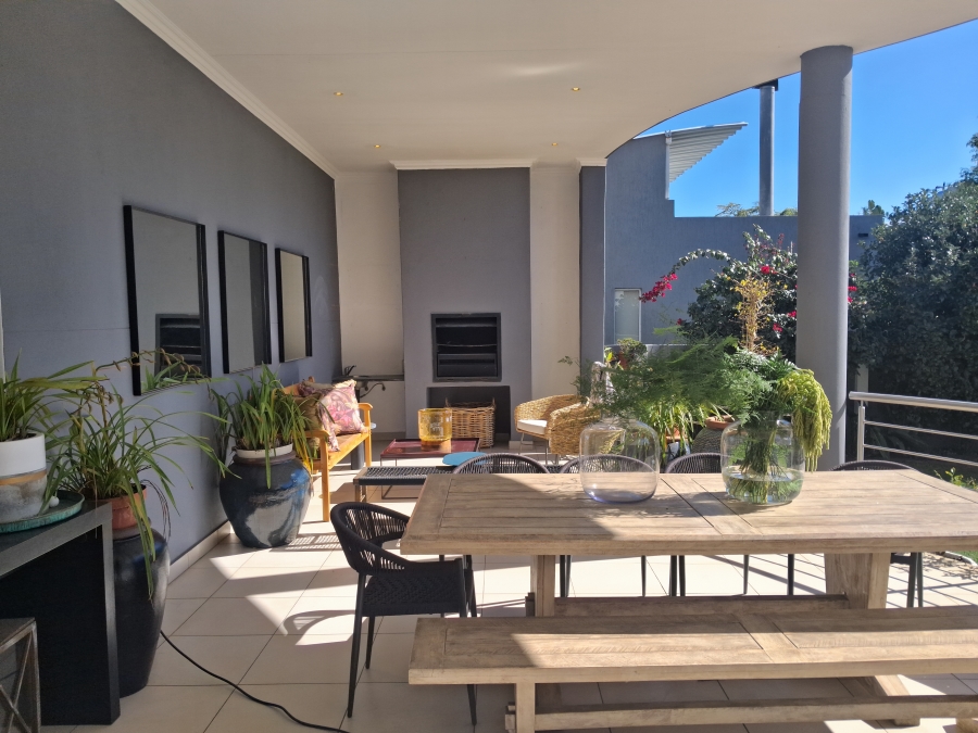 4 Bedroom Property for Sale in Greenstone Hill Gauteng