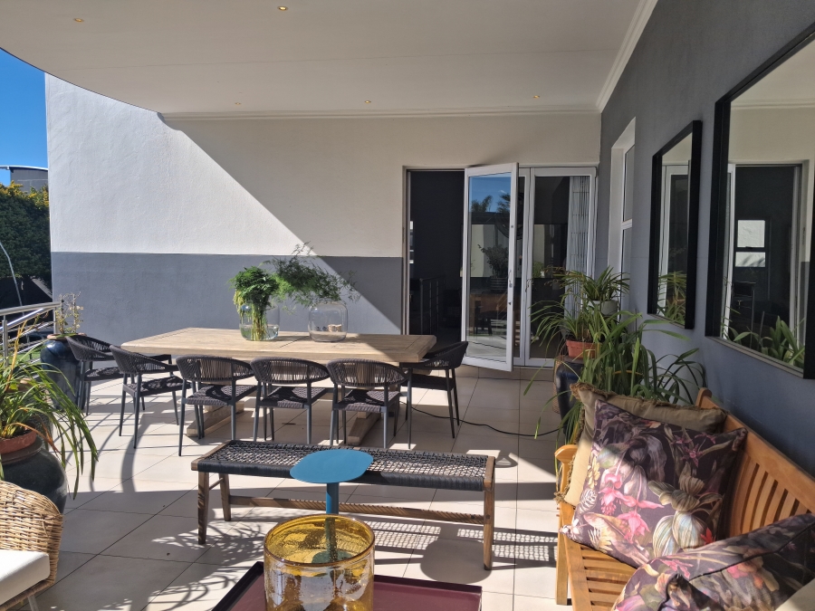 4 Bedroom Property for Sale in Greenstone Hill Gauteng