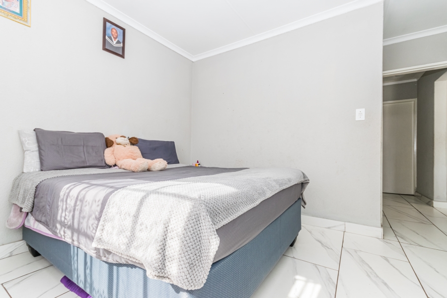 2 Bedroom Property for Sale in Heuwelsig Estate Gauteng