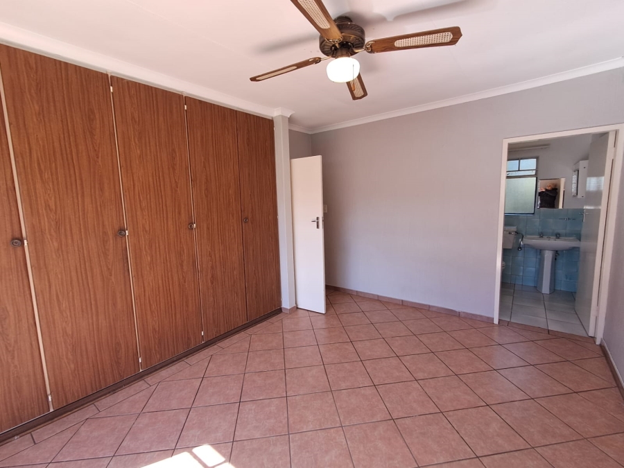 3 Bedroom Property for Sale in Rietvallei AH Gauteng