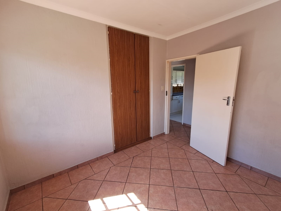 3 Bedroom Property for Sale in Rietvallei AH Gauteng
