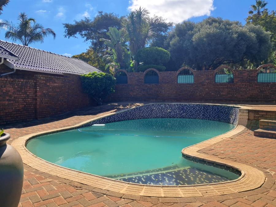 3 Bedroom Property for Sale in Rietvallei AH Gauteng