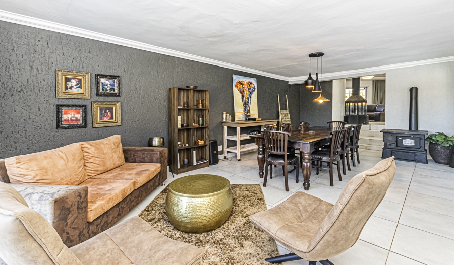 4 Bedroom Property for Sale in Mooikloof Equestrian Estate Gauteng