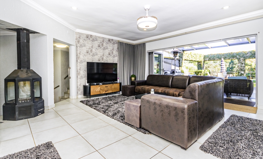 4 Bedroom Property for Sale in Mooikloof Equestrian Estate Gauteng