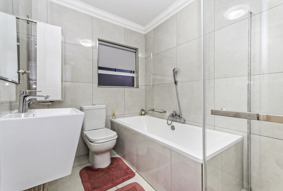 4 Bedroom Property for Sale in Mooikloof Equestrian Estate Gauteng