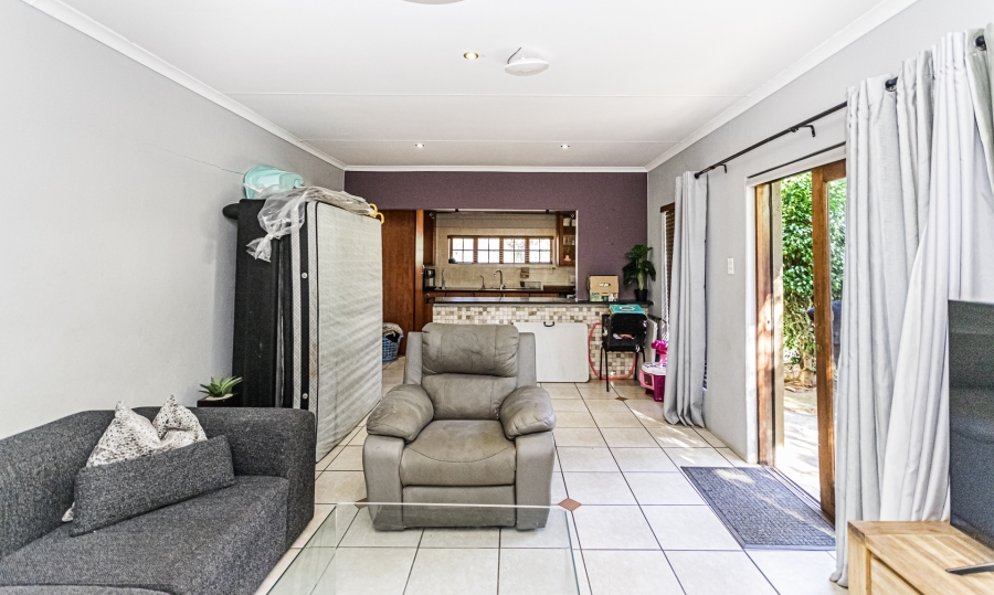 4 Bedroom Property for Sale in Mooikloof Equestrian Estate Gauteng