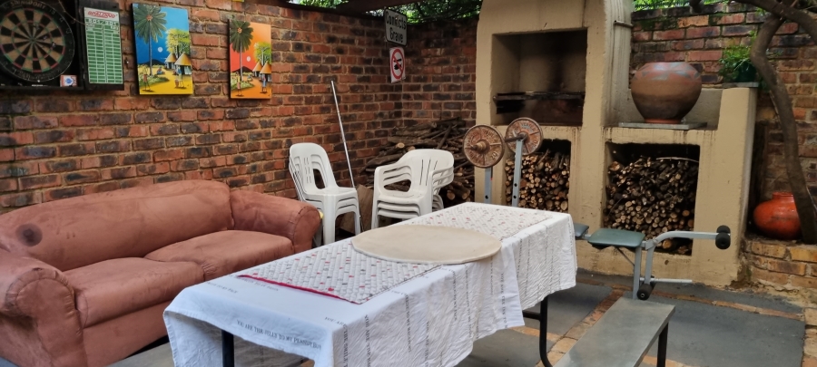 14 Bedroom Property for Sale in Hatfield Gauteng