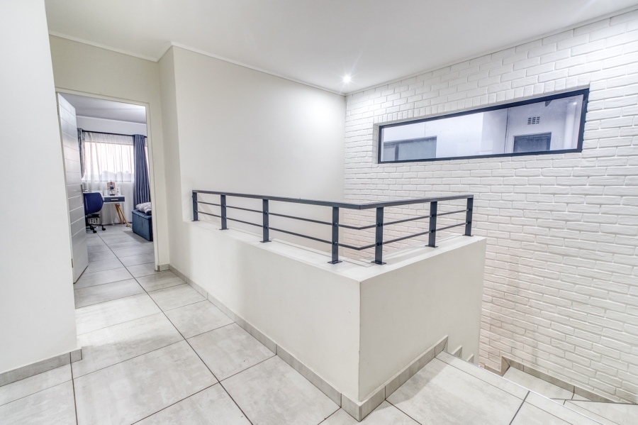 4 Bedroom Property for Sale in Noordhang Gauteng