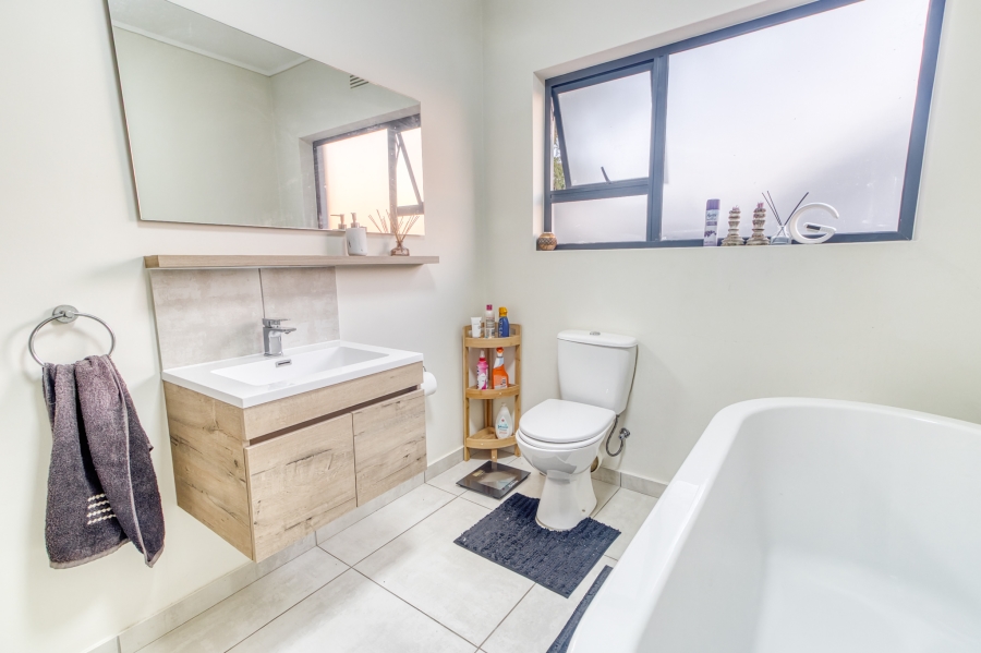 4 Bedroom Property for Sale in Noordhang Gauteng