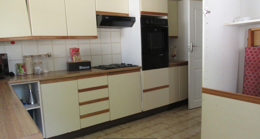 3 Bedroom Property for Sale in Buccleuch Gauteng