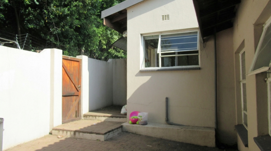 3 Bedroom Property for Sale in Buccleuch Gauteng