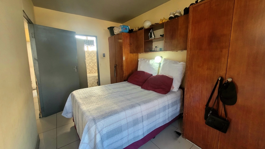 1 Bedroom Property for Sale in Sunnyside Gauteng
