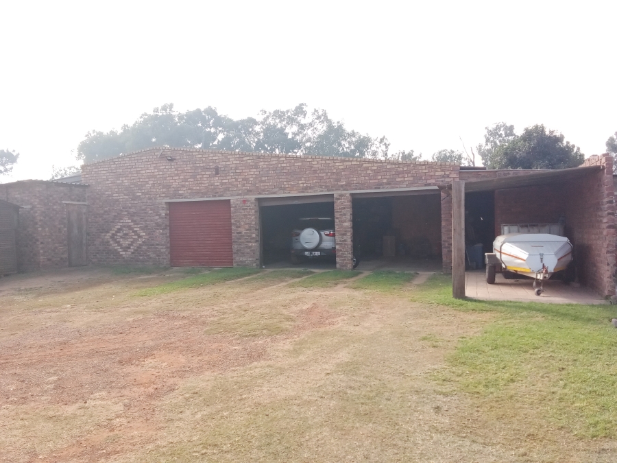 10 Bedroom Property for Sale in Hallgate Gauteng