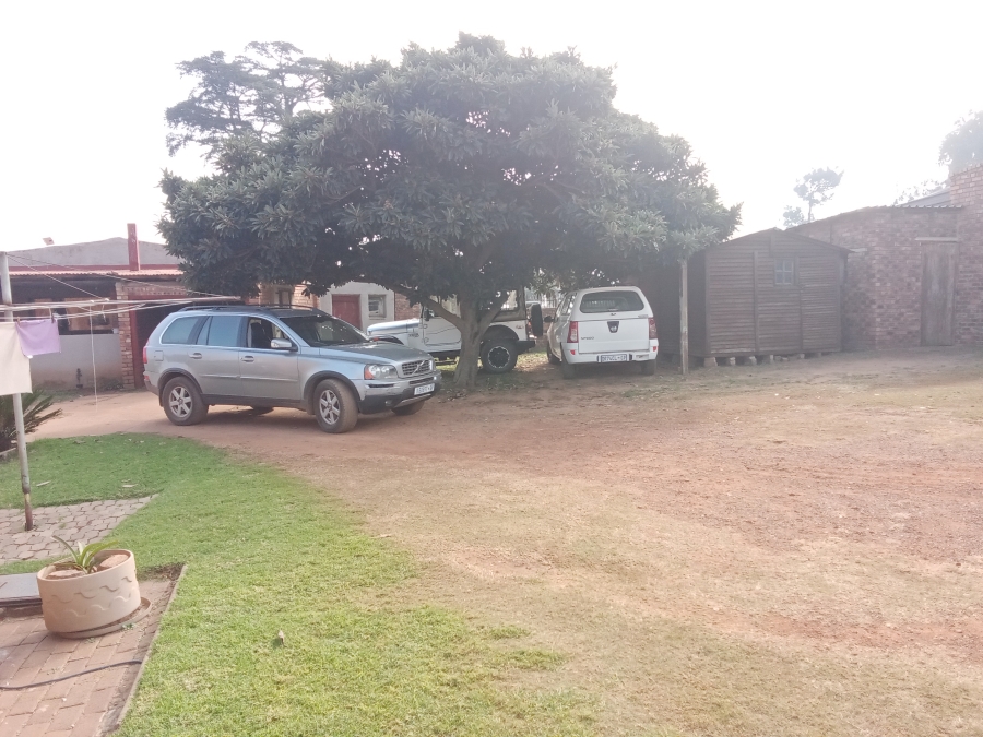 10 Bedroom Property for Sale in Hallgate Gauteng