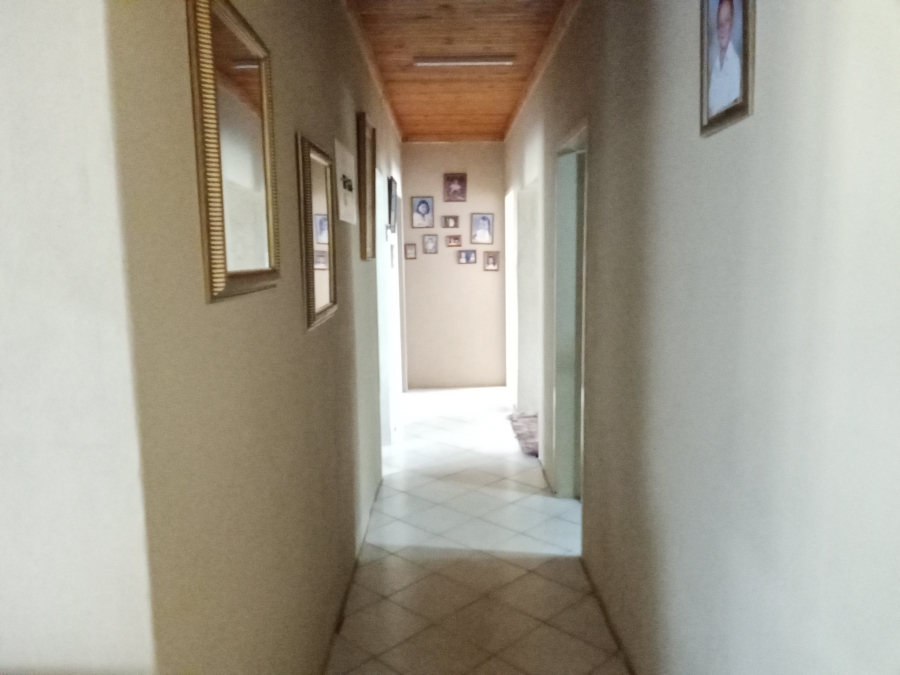 10 Bedroom Property for Sale in Hallgate Gauteng