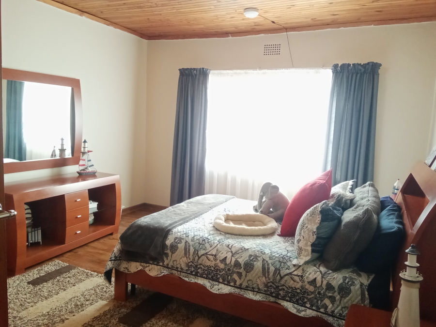 10 Bedroom Property for Sale in Hallgate Gauteng