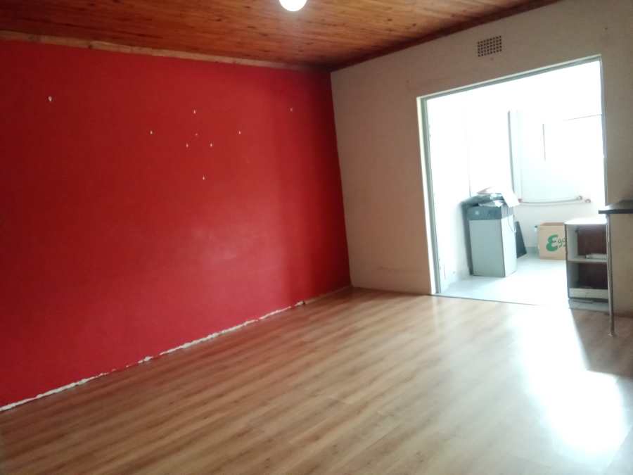 10 Bedroom Property for Sale in Hallgate Gauteng