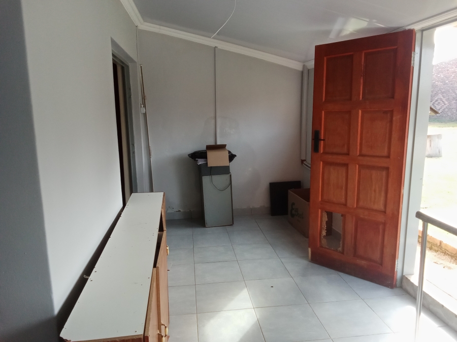 10 Bedroom Property for Sale in Hallgate Gauteng