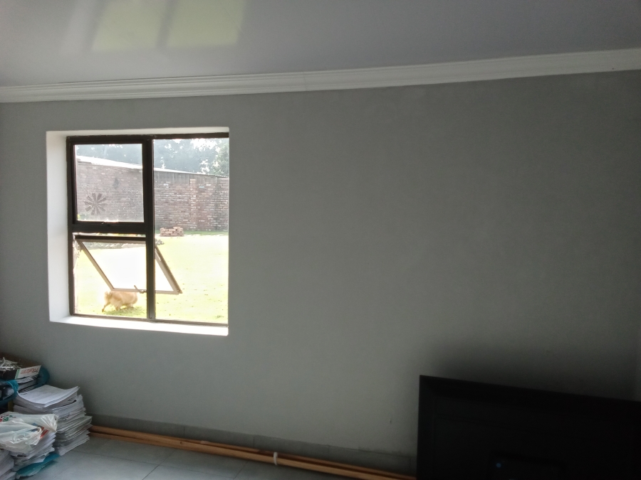 10 Bedroom Property for Sale in Hallgate Gauteng