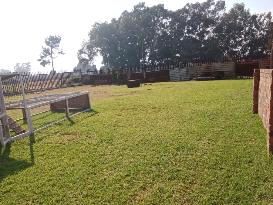 10 Bedroom Property for Sale in Hallgate Gauteng