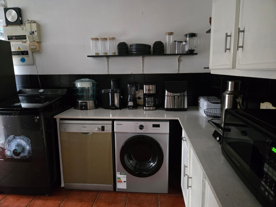 To Let 5 Bedroom Property for Rent in Ferndale Gauteng