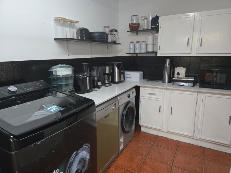 To Let 5 Bedroom Property for Rent in Ferndale Gauteng