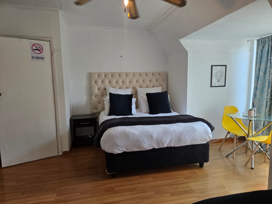 To Let 5 Bedroom Property for Rent in Ferndale Gauteng