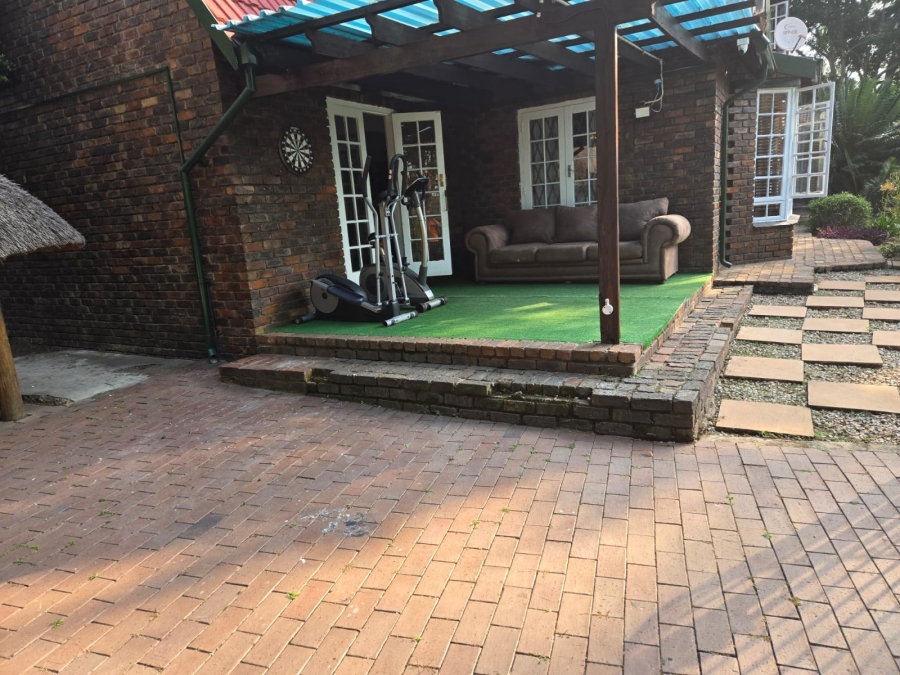 To Let 5 Bedroom Property for Rent in Ferndale Gauteng