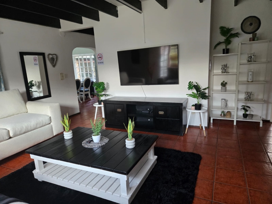 To Let 5 Bedroom Property for Rent in Ferndale Gauteng