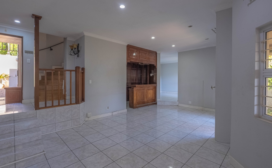 5 Bedroom Property for Sale in Bedfordview Gauteng