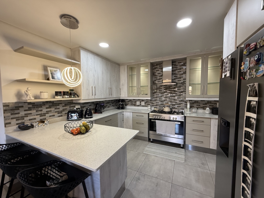 To Let 3 Bedroom Property for Rent in Bartlett Gauteng