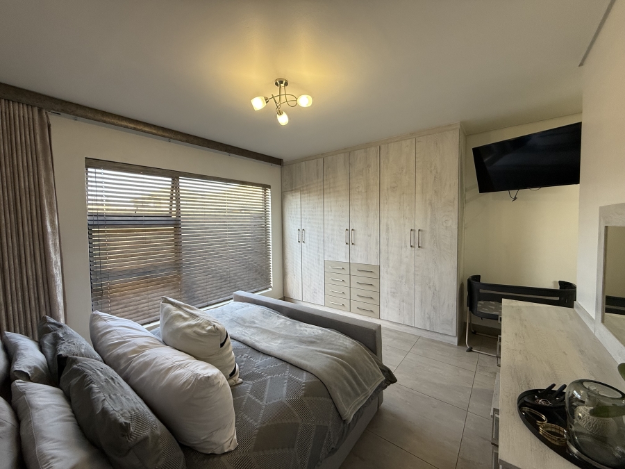 To Let 3 Bedroom Property for Rent in Bartlett Gauteng