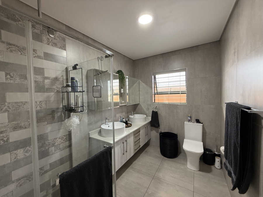 To Let 3 Bedroom Property for Rent in Bartlett Gauteng