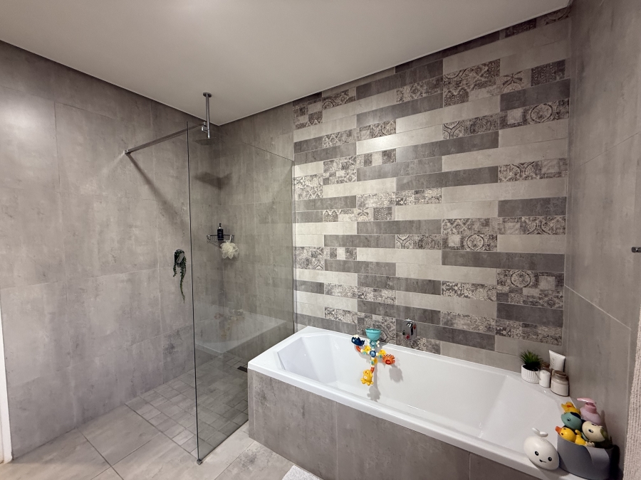 To Let 3 Bedroom Property for Rent in Bartlett Gauteng