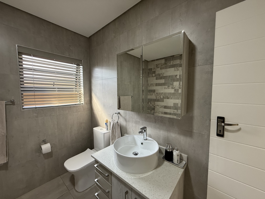 To Let 3 Bedroom Property for Rent in Bartlett Gauteng