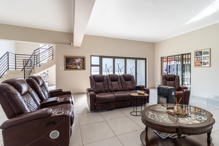 4 Bedroom Property for Sale in Ohenimuri Gauteng