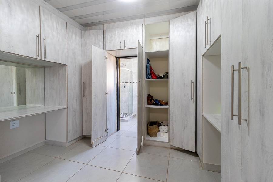4 Bedroom Property for Sale in Ohenimuri Gauteng