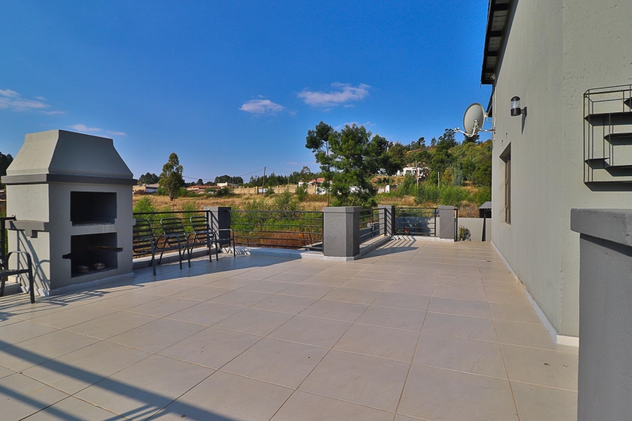 4 Bedroom Property for Sale in Ohenimuri Gauteng