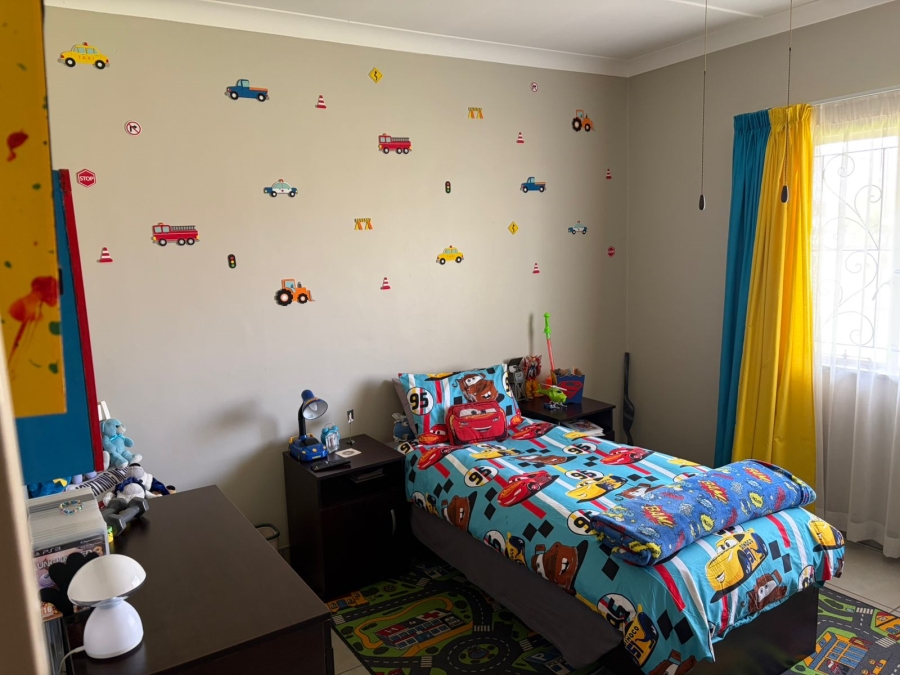 4 Bedroom Property for Sale in Rothdene Gauteng