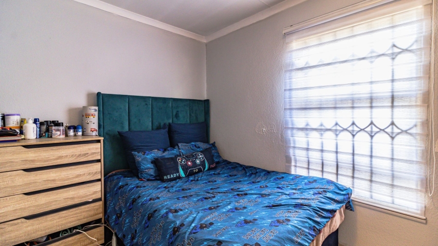3 Bedroom Property for Sale in Albertsdal Gauteng