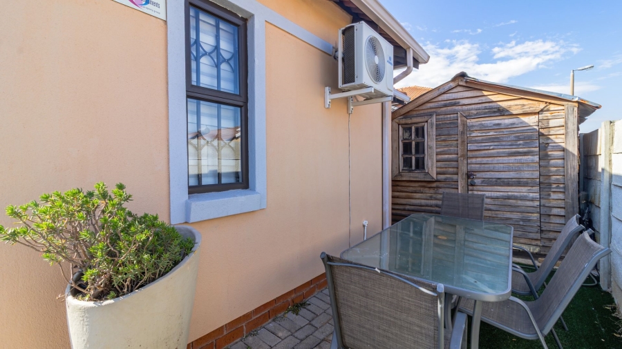 3 Bedroom Property for Sale in Albertsdal Gauteng