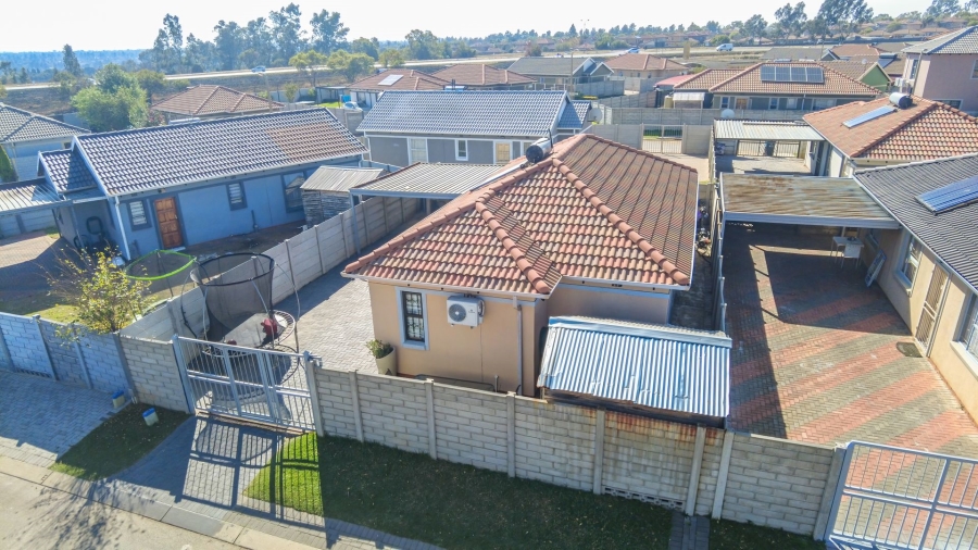 3 Bedroom Property for Sale in Albertsdal Gauteng