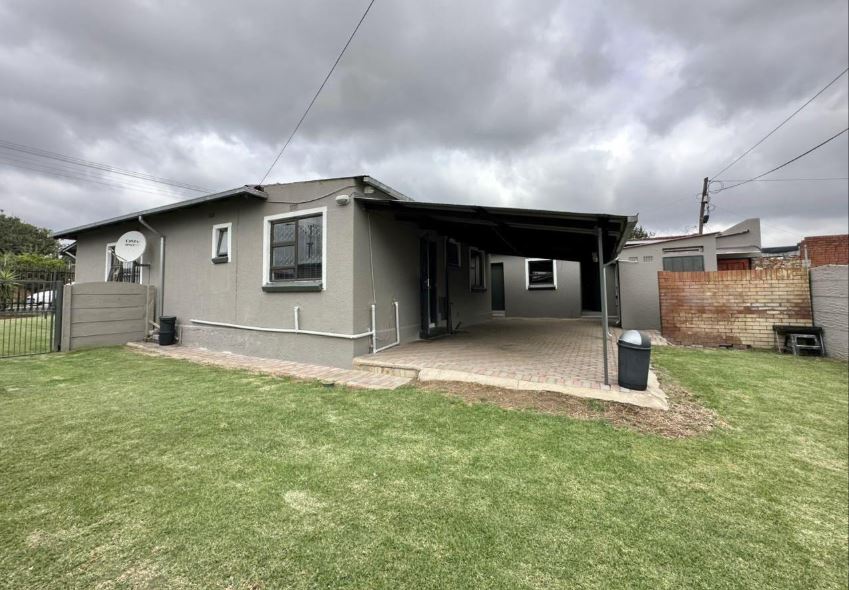 3 Bedroom Property for Sale in South Hills Gauteng