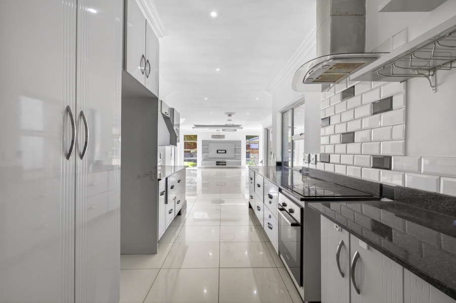 3 Bedroom Property for Sale in Paulshof Gauteng