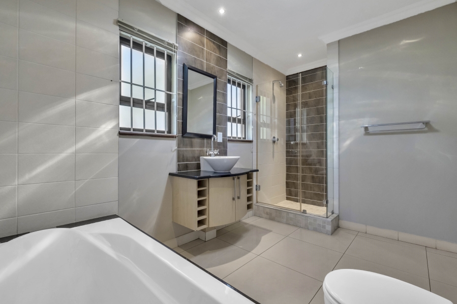3 Bedroom Property for Sale in Hyde Park Gauteng